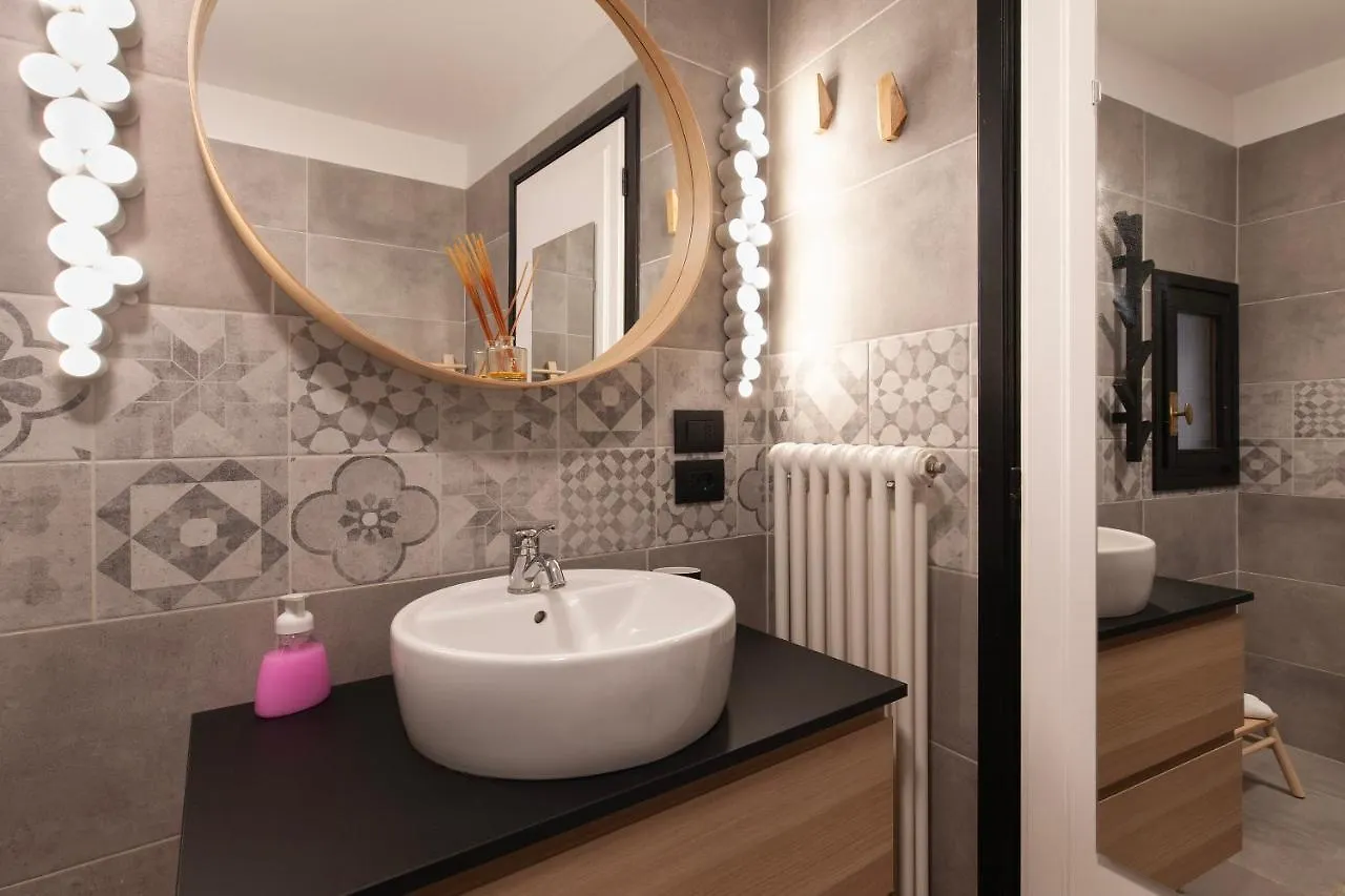 Casa Lorenzo_Venisejetaime Apartment Venice
